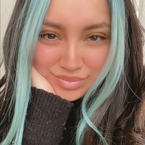 Meet your Posher, Anel